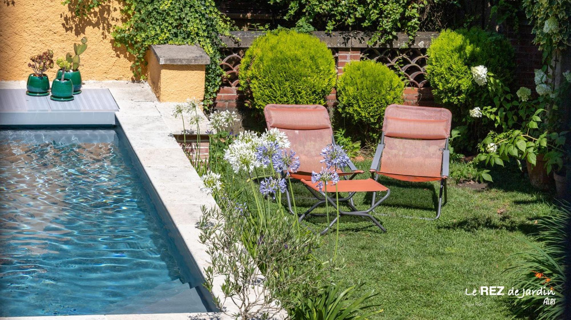 Le Rez De Jardin Albi Hotel Exterior photo